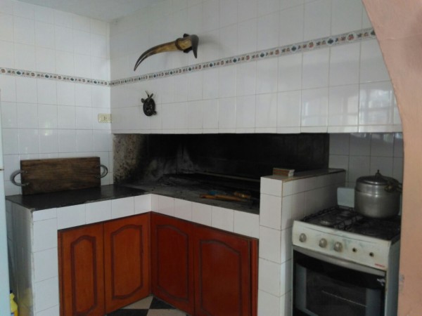 VENDO Casa tipo Chalet zona Blas Parera y Don Bosco, Imperdible!!!