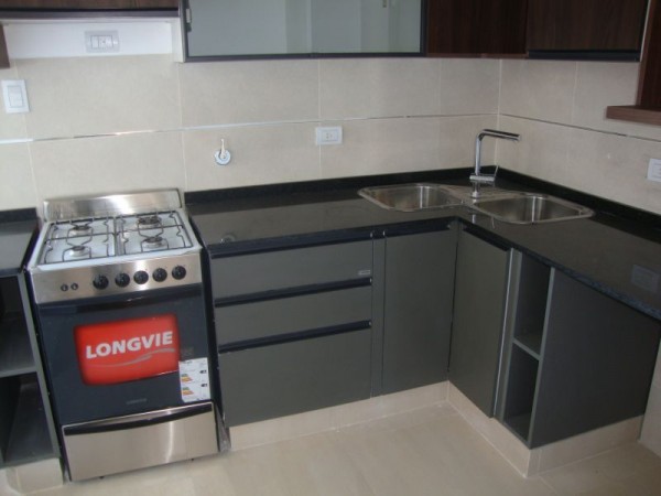 VENDO SEMI PISO TORRE CONDOR