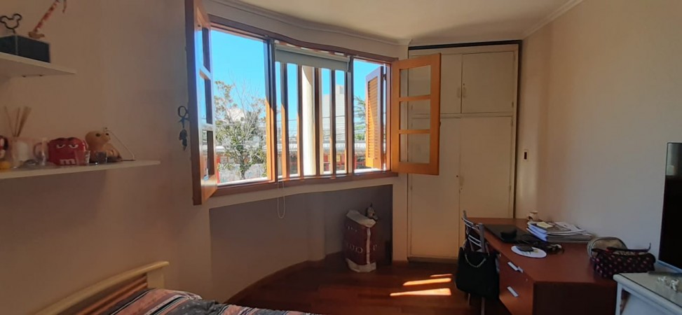 Vendo Casa de 2 plantas lista para entrar a vivir Zona Centro/Parque! 