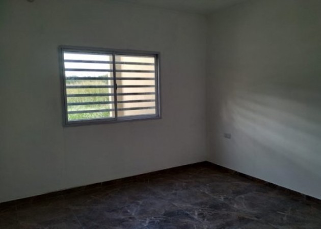 VENDO CASA A ESTRENAR PLANTA BAJA B° CERRADO AV. DE LAS AMERICAS!