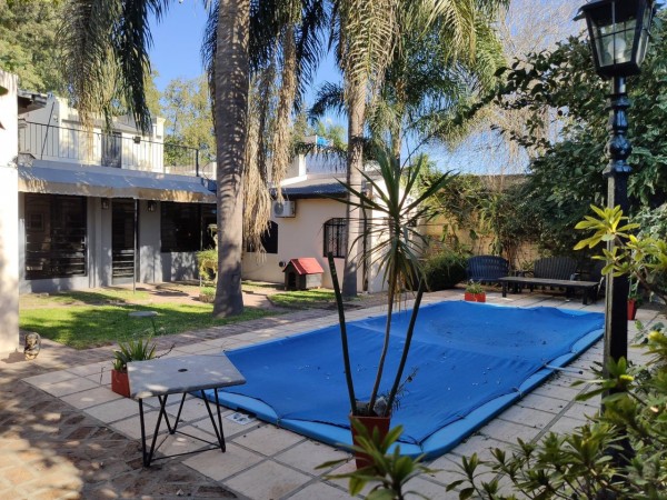 SE VENDE CASA FAMILIAR ZONA AV DE LAS AMERICAS Y A. PALACIOS