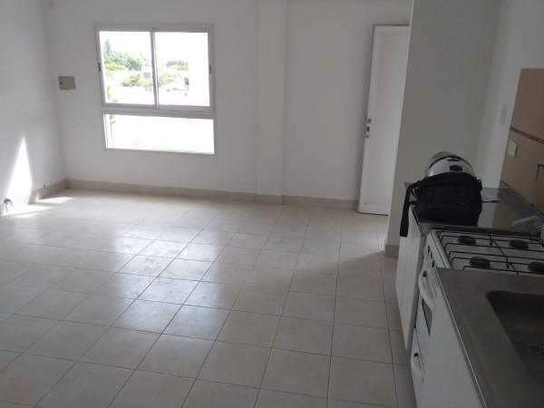 Vendo Dpto 1 dormitorio con cochera zona Centro!