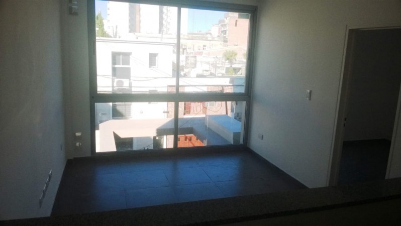 Vendo dpto 1 dorm. a metros de Casa de Gobierno y Peatonal !