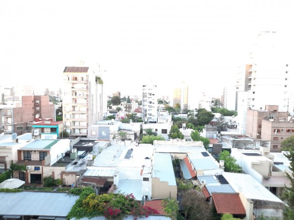 SE VENDE DEPTO ZONA CENTRO 3 DORMITORIOS Y COCHERA