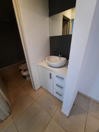 Vendo Dto 1 dormitorio con cochera y patio