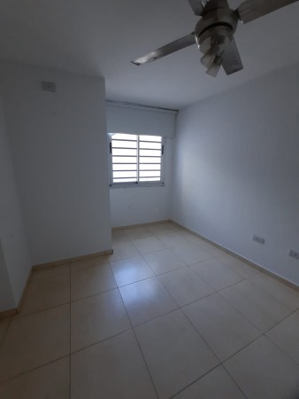 Vendo Dto 1 dormitorio con cochera y patio