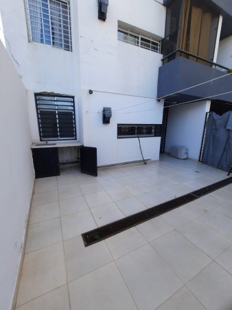 Vendo Dto 1 dormitorio con cochera y patio