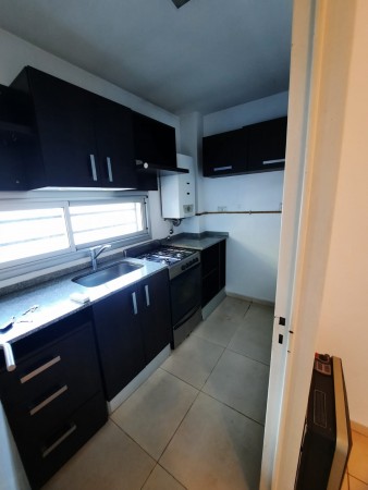 Vendo Dto 1 dormitorio con cochera y patio