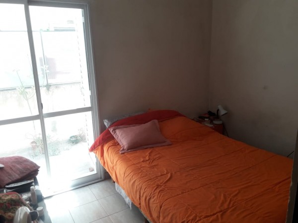 En venta departamento de dos dormitorios, escritorio , cochera, patio terraza!