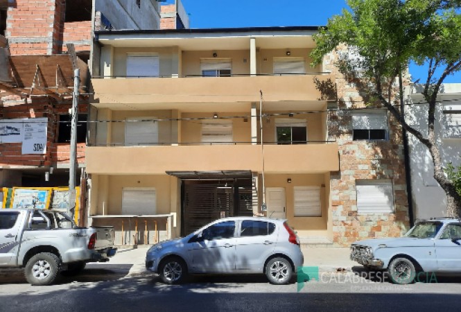 E VENDE A ESTRENAR DEPARTAMENTO 2 DORMITORIOS ZONA PLAZA SAENZ PEÑA