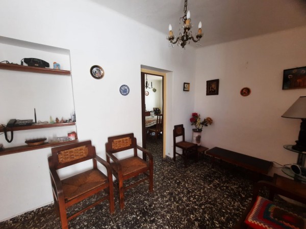 RETASADA VENDO CASA 2 DORMITORIOS CON COCHERA BARRIO SAN MARTIN