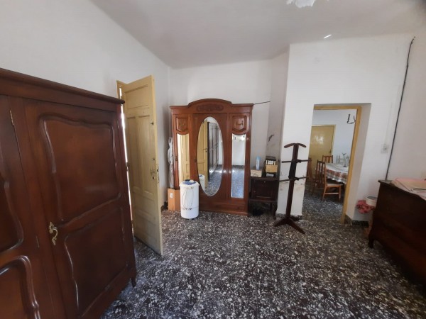 RETASADA VENDO CASA 2 DORMITORIOS CON COCHERA BARRIO SAN MARTIN