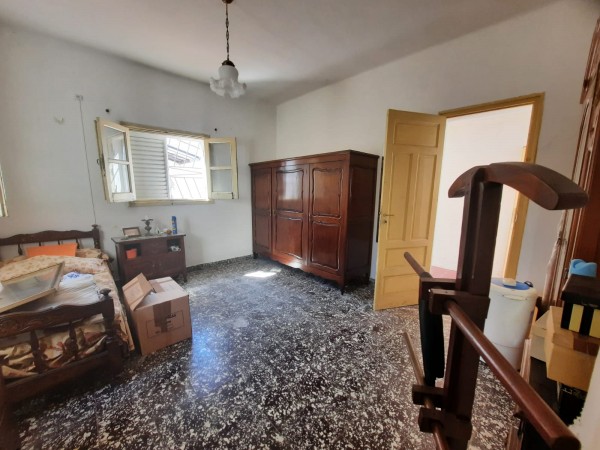 RETASADA VENDO CASA 2 DORMITORIOS CON COCHERA BARRIO SAN MARTIN