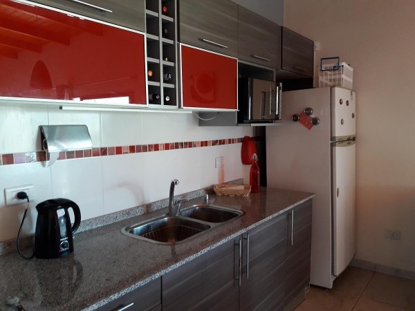 SE VENDE HERMOSA CASA MODERNA EN DOBLE TERRENO EN ORO VERDE