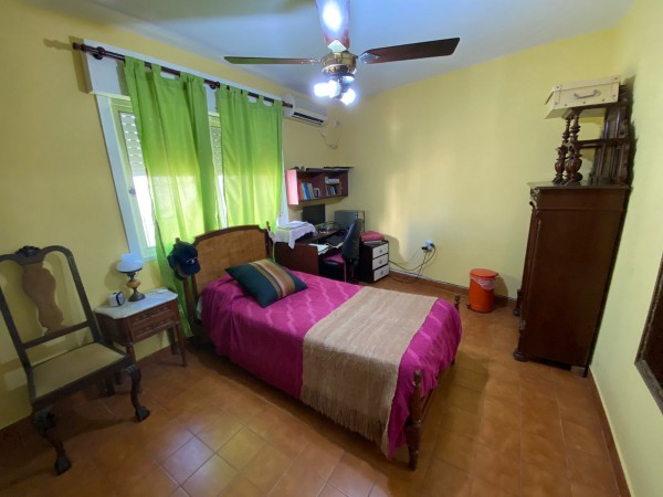 SE VENDE DEPARTAMENTO DE 3 DORMITORIOS CON COCHERA ZONA CENTRO