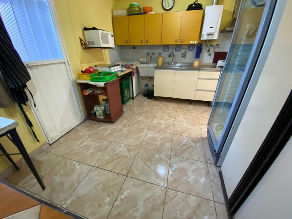 SE VENDE DEPARTAMENTO DE 3 DORMITORIOS CON COCHERA ZONA CENTRO