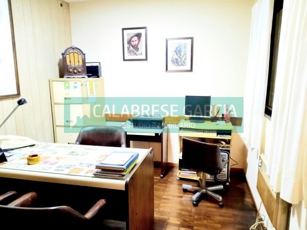 SE VENDE DEPARTAMENTO 2 DORMITORIOS EN PLANTA BAJA ZONA MICRO CENTRO