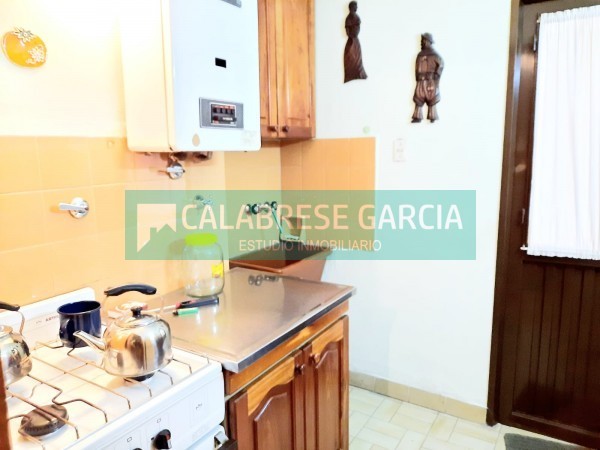 SE VENDE DEPARTAMENTO 2 DORMITORIOS EN PLANTA BAJA ZONA MICRO CENTRO