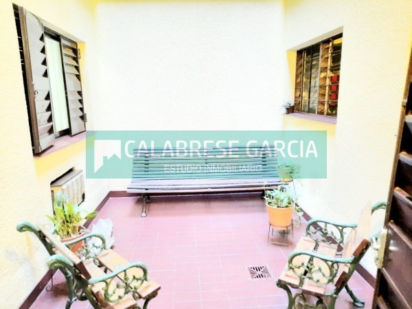 SE VENDE DEPARTAMENTO 2 DORMITORIOS EN PLANTA BAJA ZONA MICRO CENTRO