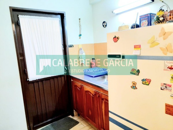 SE VENDE DEPARTAMENTO 2 DORMITORIOS EN PLANTA BAJA ZONA MICRO CENTRO