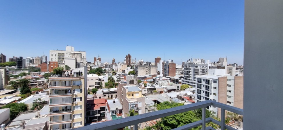 SE VENDE DEPARTAMENTO ZONA CENTRO CON VISTA AL RIO 