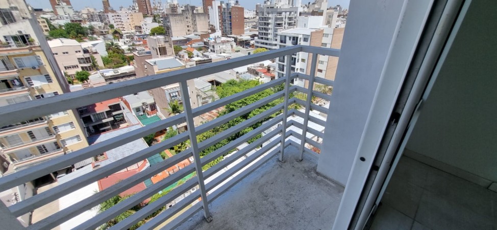 SE VENDE DEPARTAMENTO ZONA CENTRO CON VISTA AL RIO 