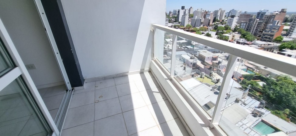 SE VENDE DEPARTAMENTO ZONA CENTRO CON VISTA AL RIO 