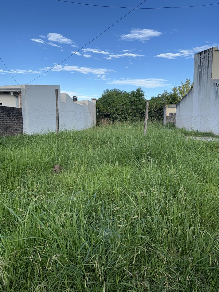 VENDO TERRENO EN ZONA PARQUE GAZZANO