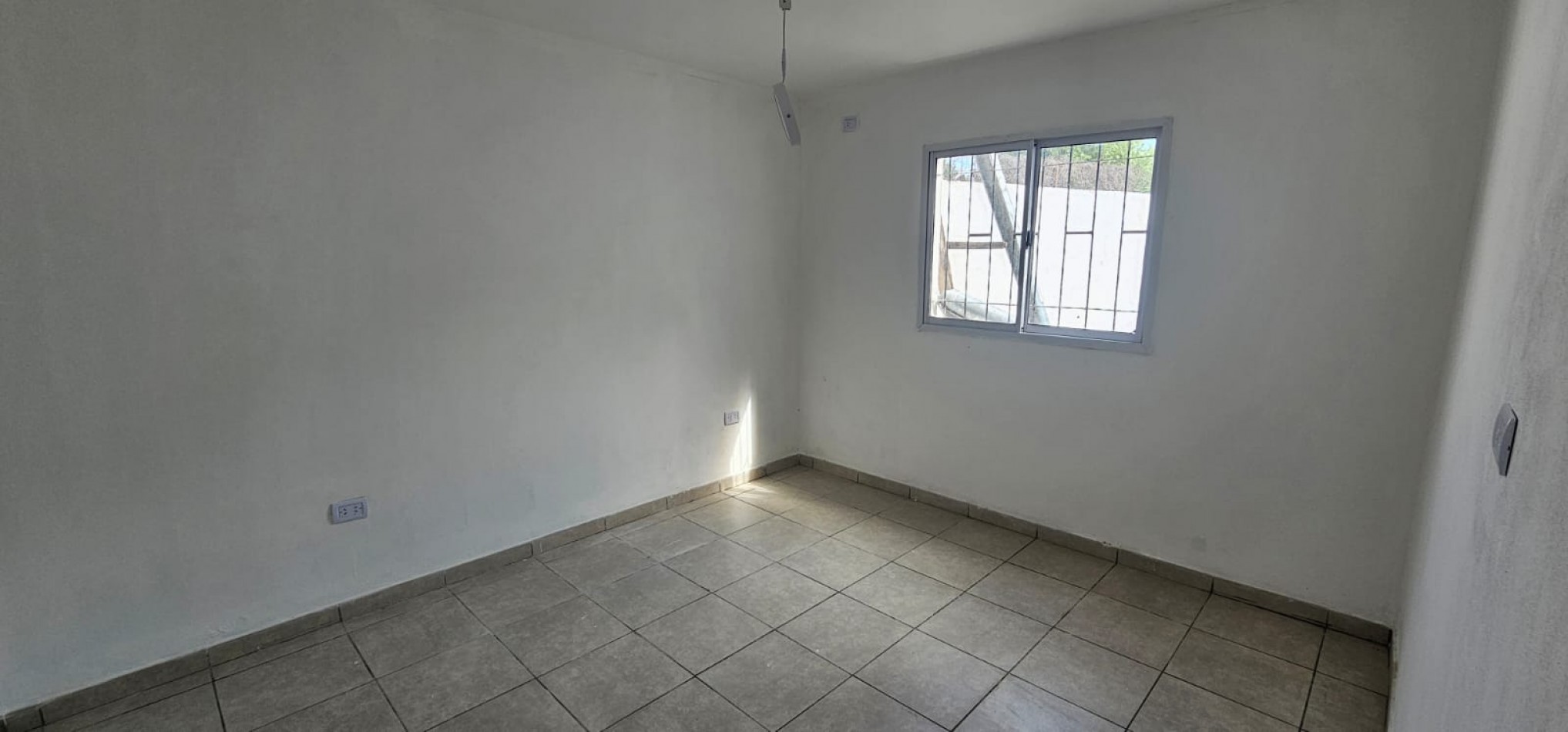 Se vende casa a estrenar zona Churrarin y Circunvalacion