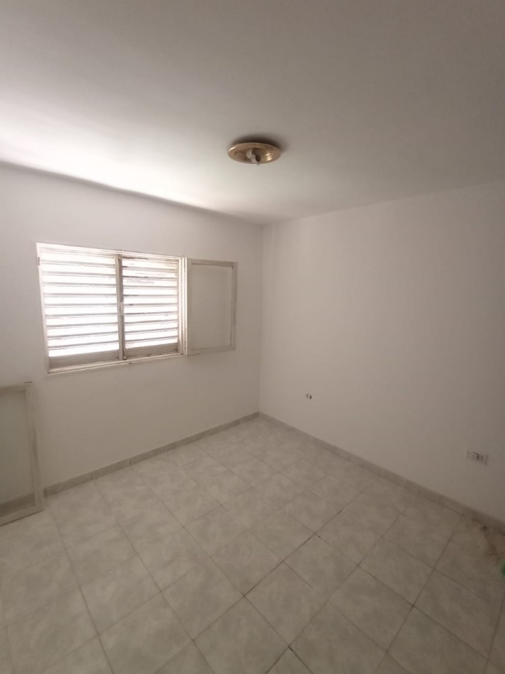 En venta departamento tres dormitorios Barrio Jose Hernandez 