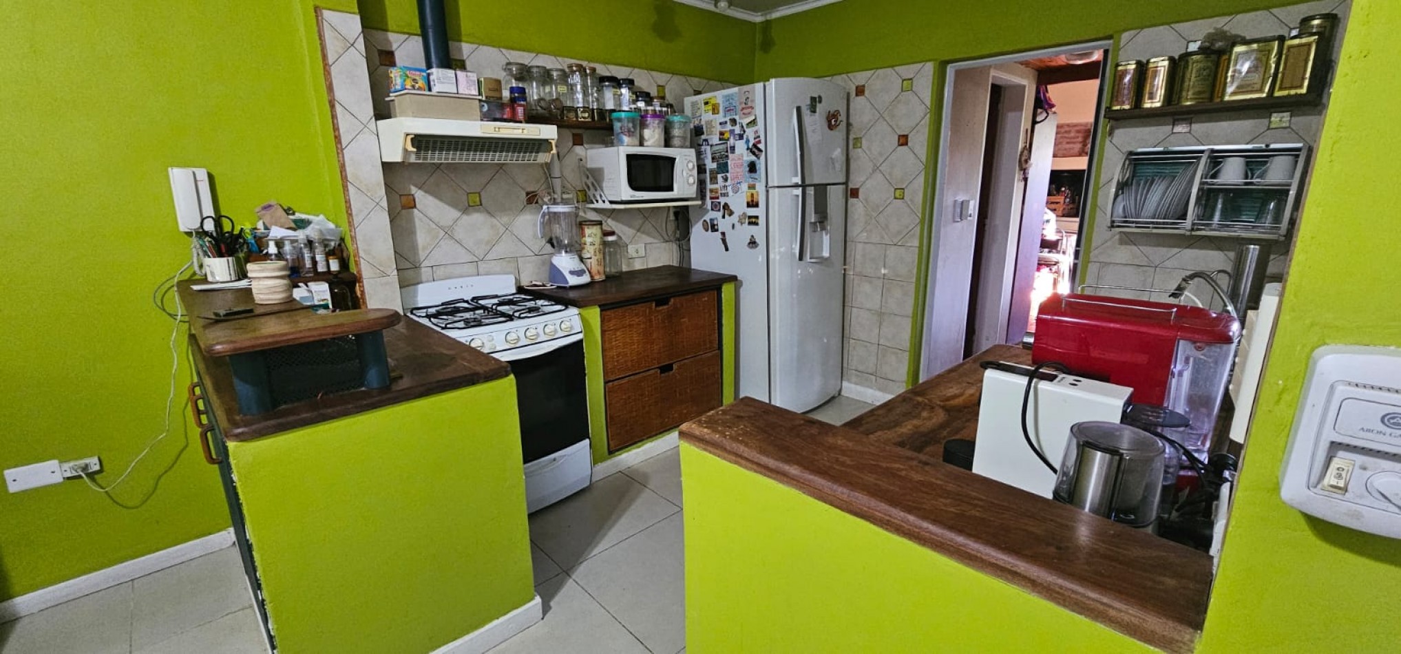 VENDO HERMOSA CASA 4 DORMITORIOS ZONA SANTA TERESITA!