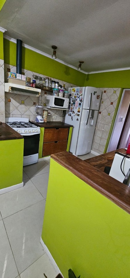 VENDO HERMOSA CASA 4 DORMITORIOS ZONA SANTA TERESITA!