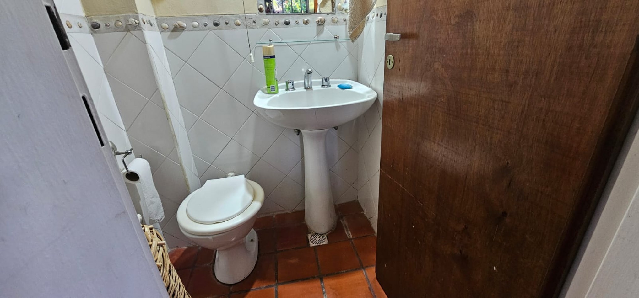 VENDO HERMOSA CASA 4 DORMITORIOS ZONA SANTA TERESITA!