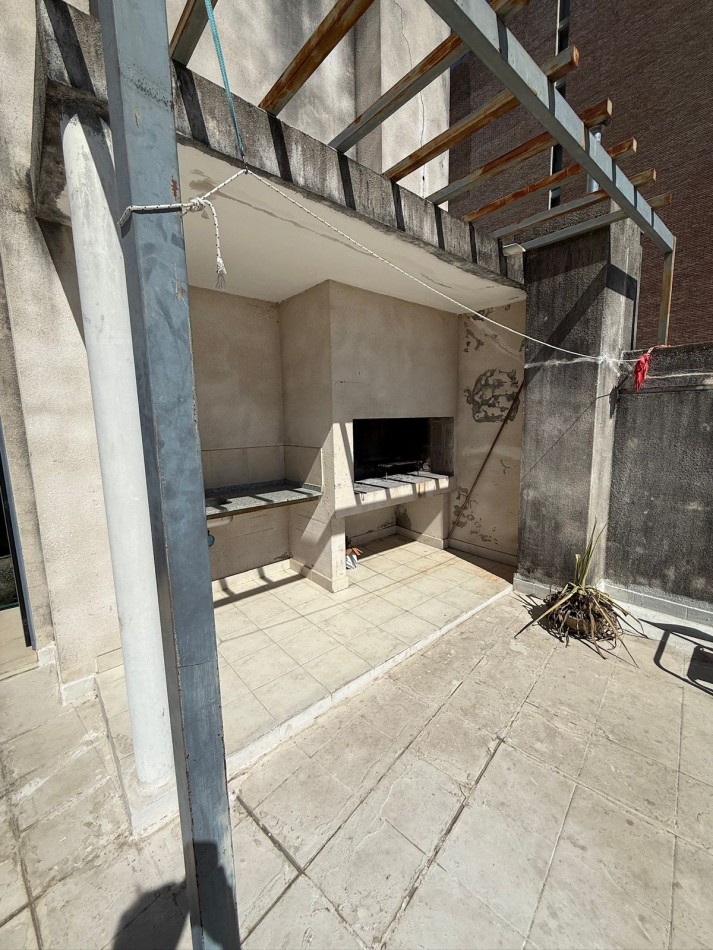 Se vende departamento zona Shoping Paseo del Parana