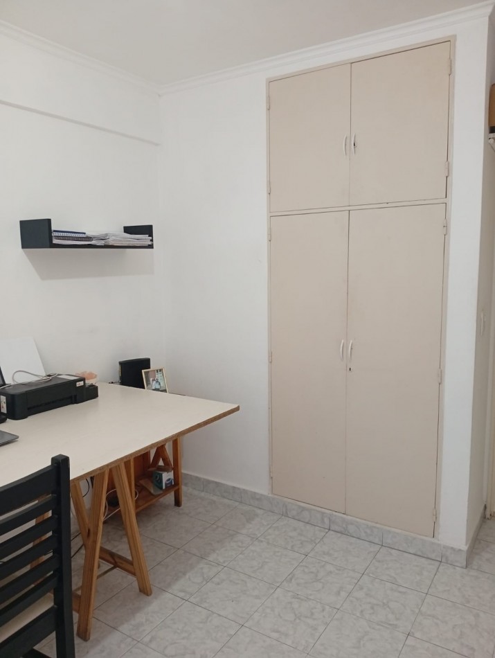 VENDO DPTO PLANTA BAJA 3 DORM/COCHERA ZONA CENTRO