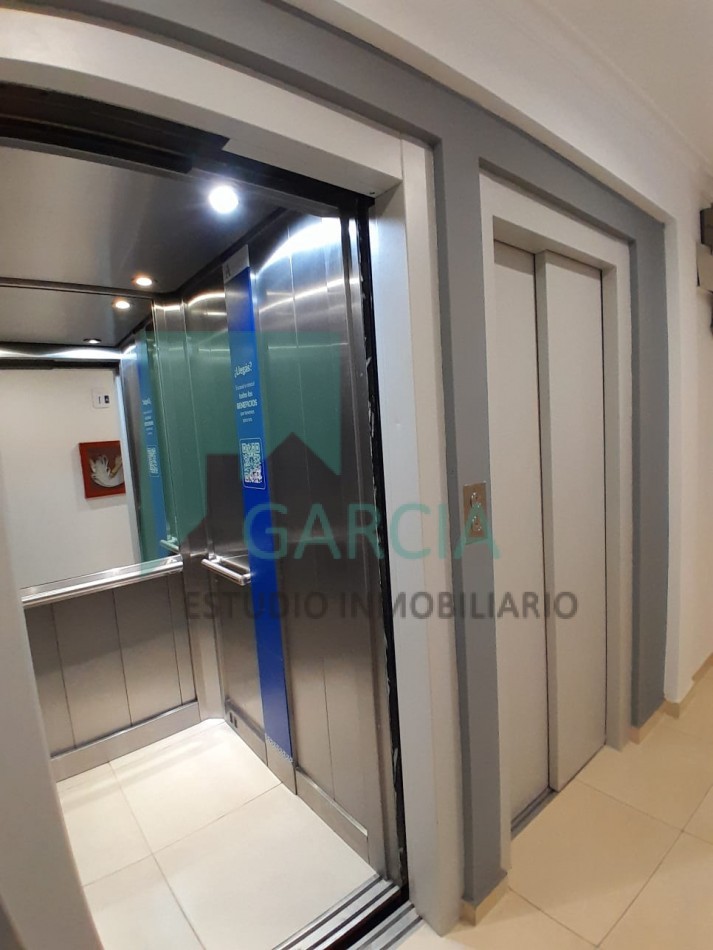En venta departamento dos dormitorios , zona centro !