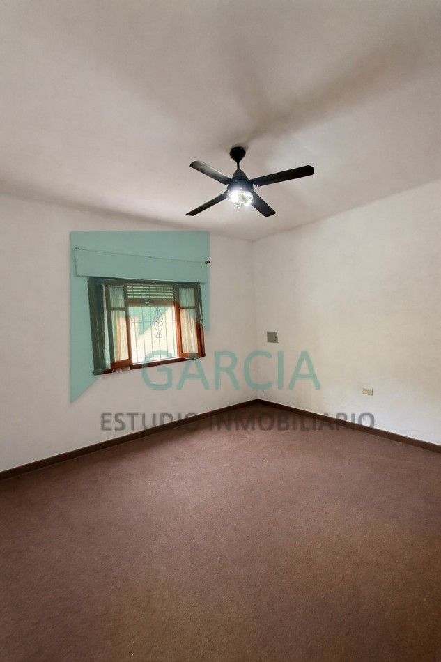 Se vende casa familiar dentro de bulevares