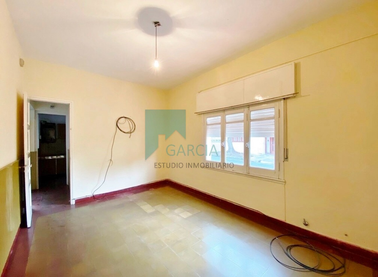 Vendo casa en Libertad y Bavio!