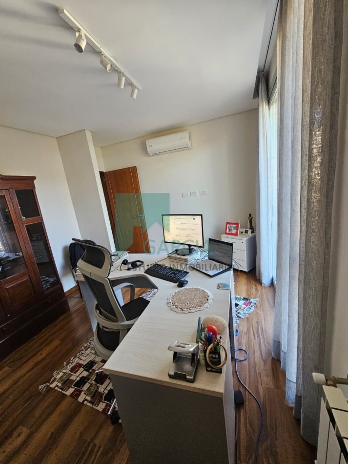 SE VENDE CASA ZONA ACCESO NORTE