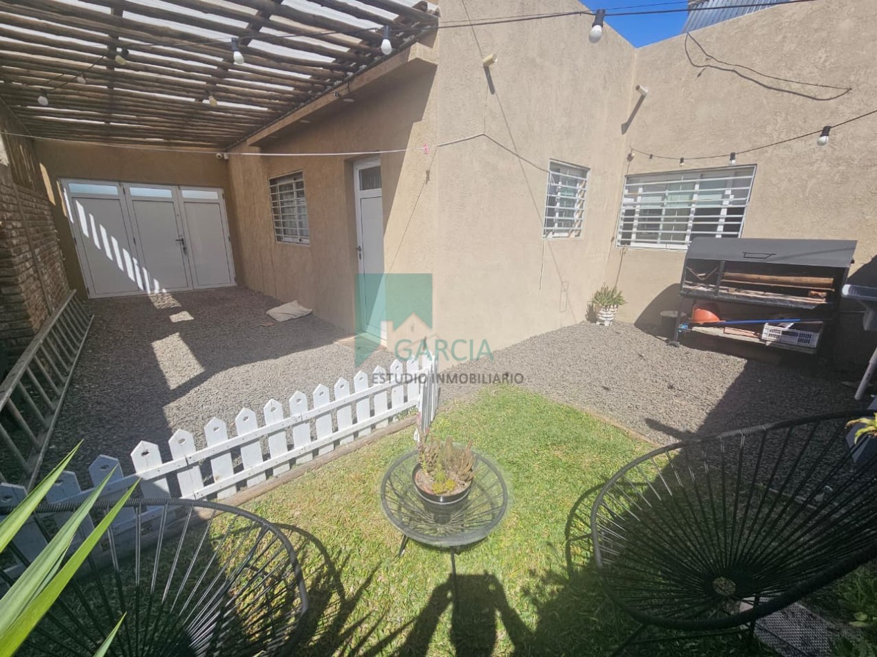 Vendo casa moderna zona Artigas y O Higgins