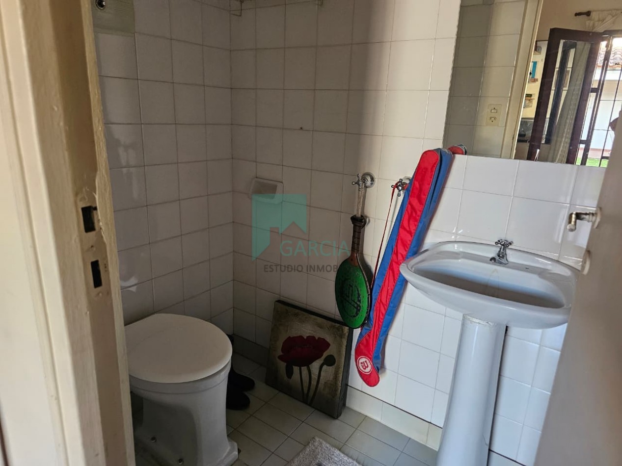 Se vende casa zona centro en una sola planta de tres dormitorios