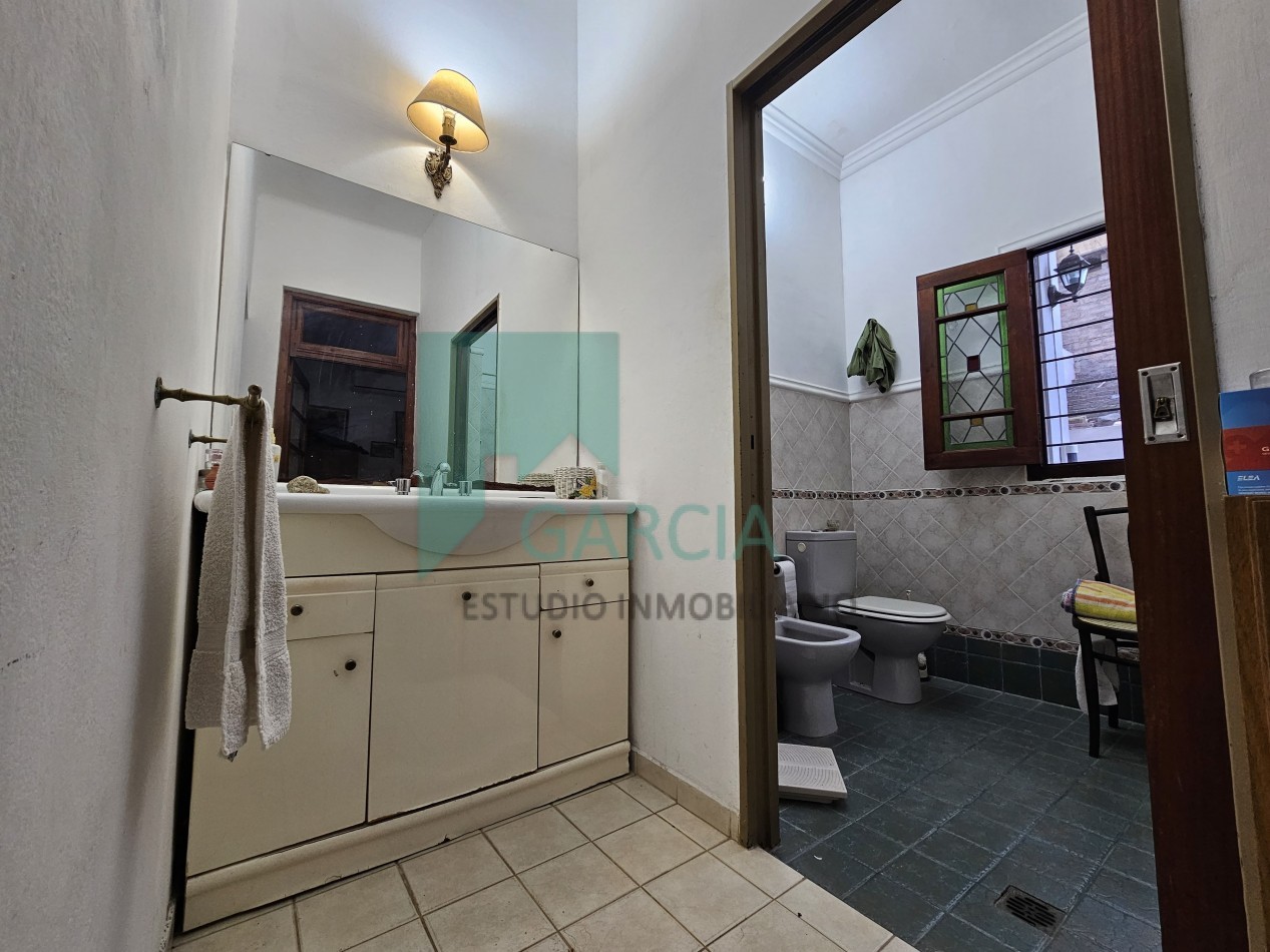 SE VENDE CASA ZONA CENTRO LISTA PARA ENTRAR A VIVIR
