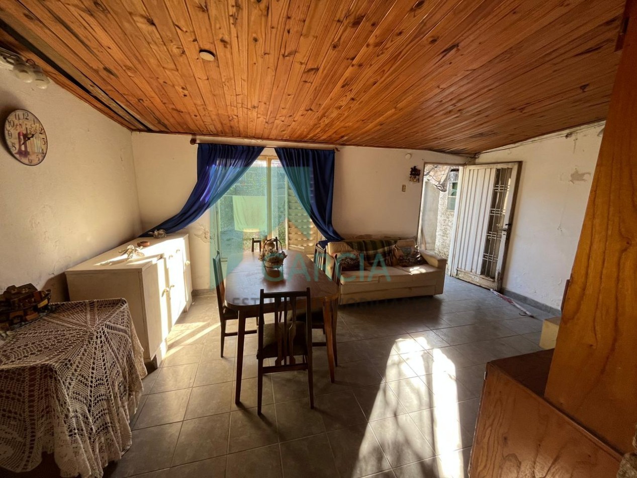 VENDO CASA EN CHACABUCO CASI PERON