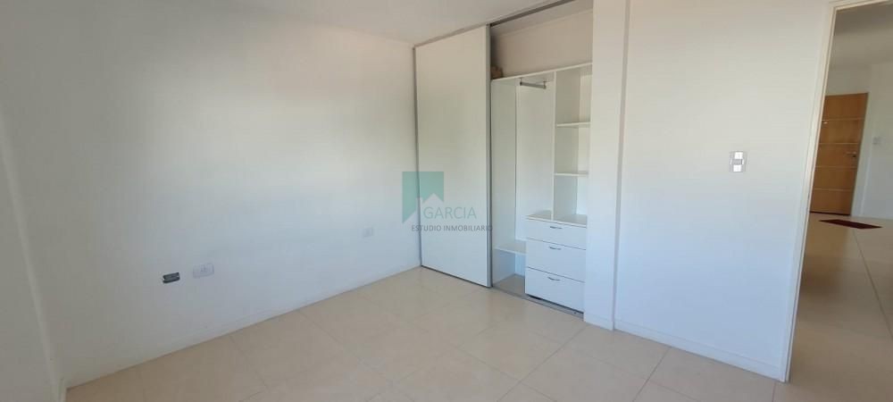 En venta departamento tres dormitorios, tres baños, zona parque !