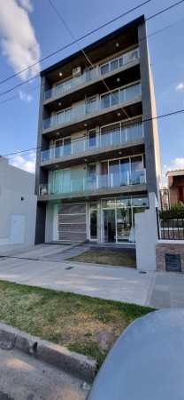 SE VENDE DEPARTAMENTO DE UN DORMITORIO ZONA PARQUE URQUIZA