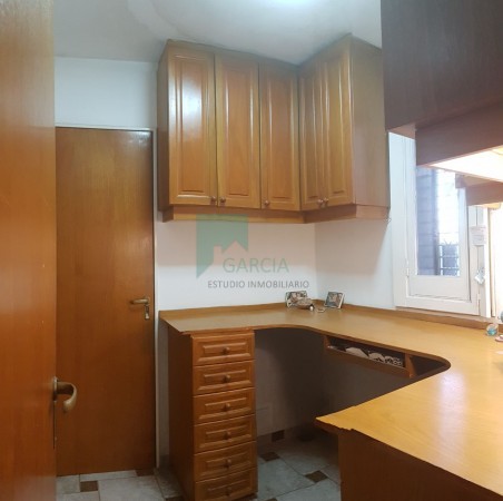 En venta semipiso zona parque !