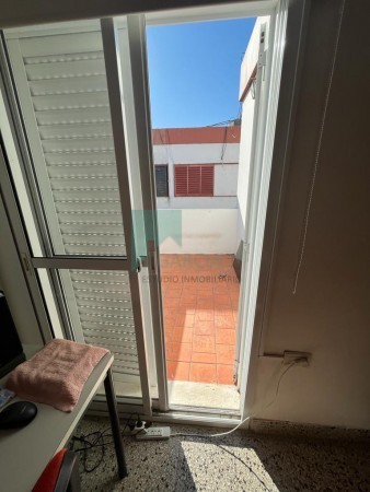 SE VENDE DUPLEX ZONA PARQUE URQUIZA CON COCHERA