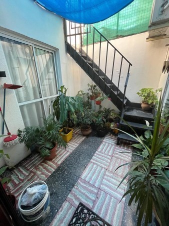 SE VENDE DUPLEX ZONA PARQUE URQUIZA CON COCHERA