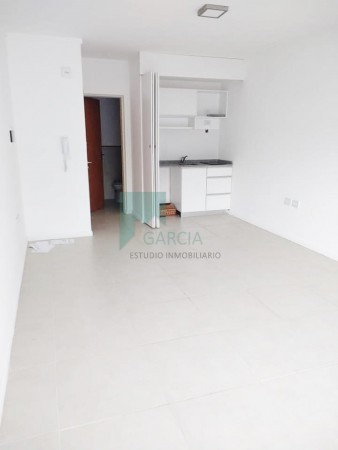 EN VENTA MONOAMBIENTES EN PLANTA BAJA ZONA CENTRO