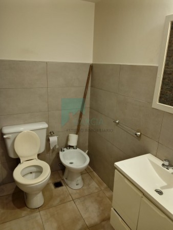 EN VENTA DEPARTAMENTO DE DOS DORMITORIOS ZONA CENTRO DENTRO BOULEVARES !